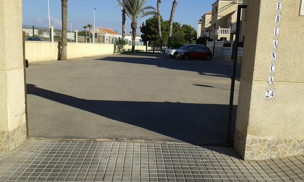 Apartement A La Mata Torrevieja Exteriör bild